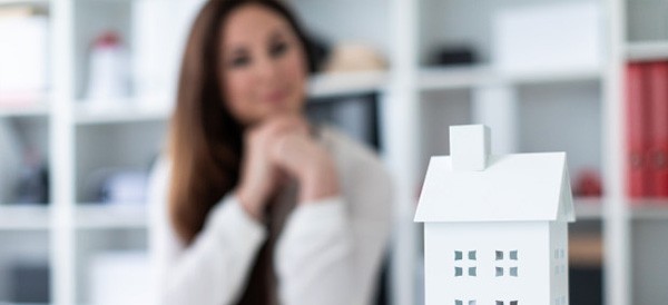 Rôle négociateur vente immobilière : Quelle formation pour devenir négociateur immobilier ?  - SAFTI Recrutement